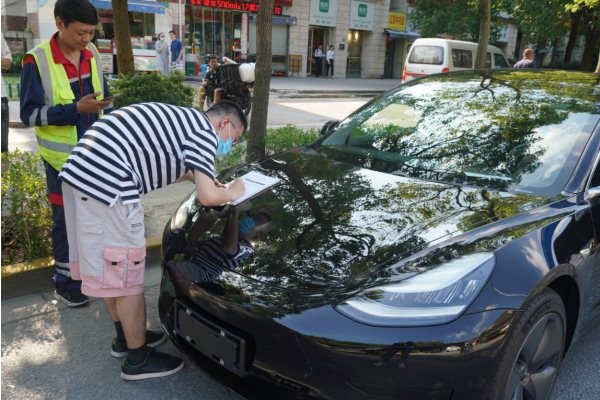 上海拼多多團購車主順利提車【飾品店貨架】