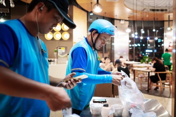 東莞休閑食品貨架定制：餓了么數(shù)據(jù)顯示黃金周大閘蟹銷量漲8成